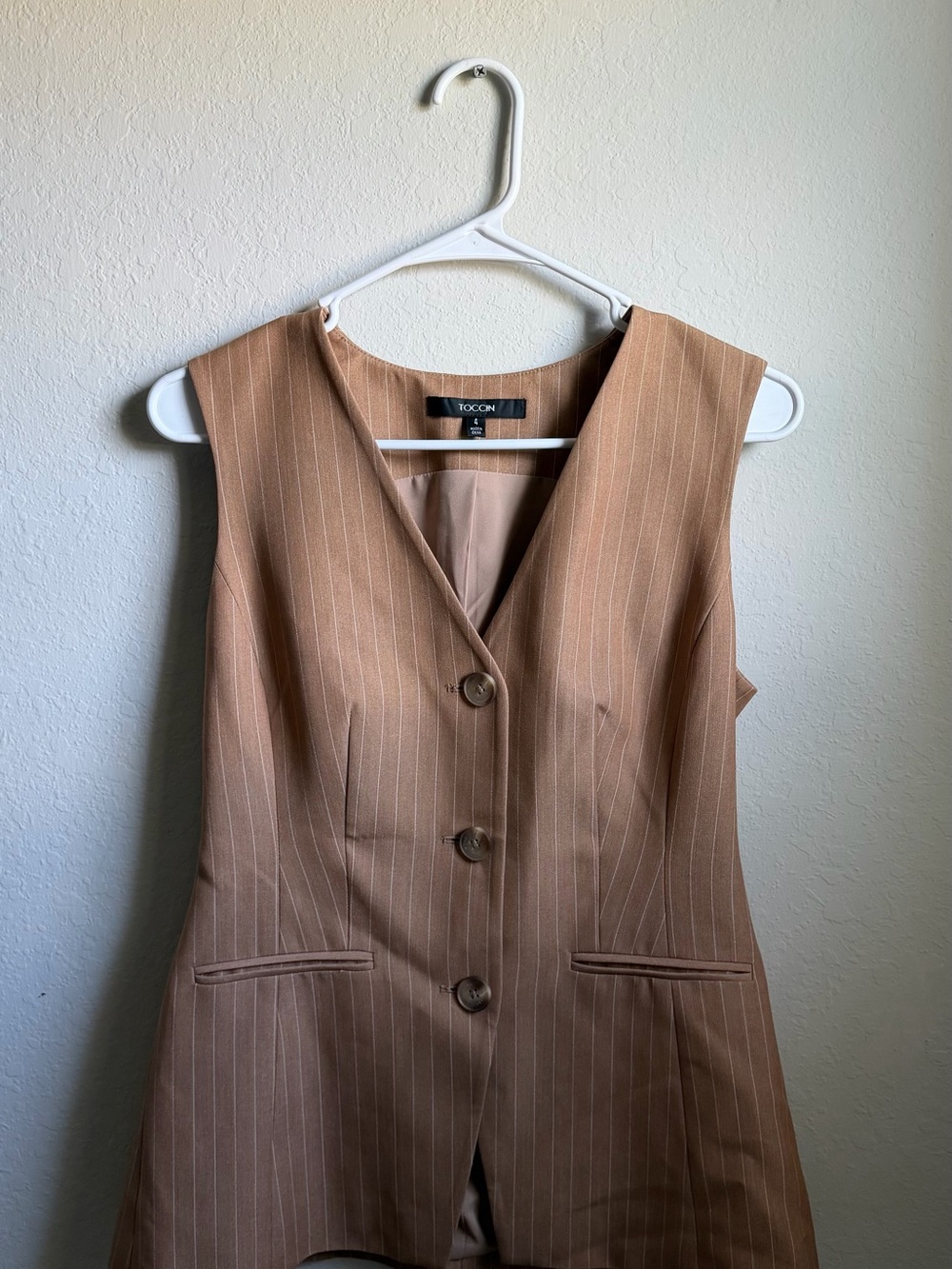 TOCCIN Tan Pinstripe Sleeveless Button Vest